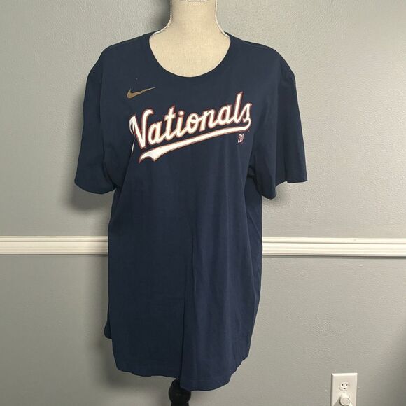 NIKE WASHINGTON NATIONALS 2019 WORLD SERIES CHAMPIONS EVERYDAY T-SHIRT SIZE XL - Picture 1 of 4